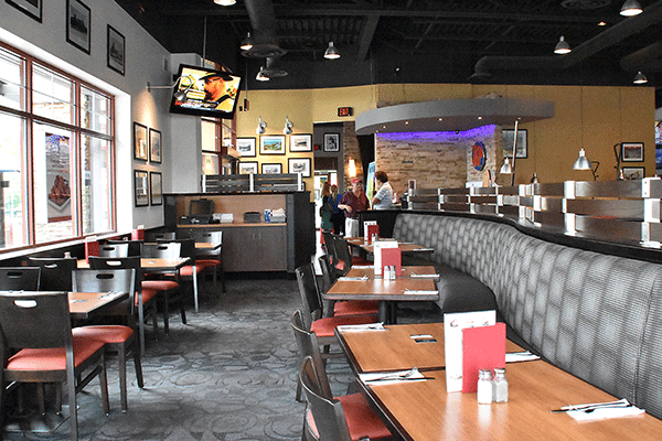 Boston Pizza - Stonebridge Town Centre